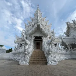 Wat Rong Khun (White Temple) - Chiang Rai