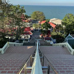 Khao Takiab (Chopsticks Hill) - Hua Hin