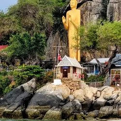 Khao Takiab (Chopsticks Hill) - Hua Hin
