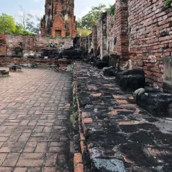 Wat Phra Si Mahathat - Khlong Luang