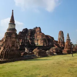 Wat Phra Si Mahathat - Khlong Luang