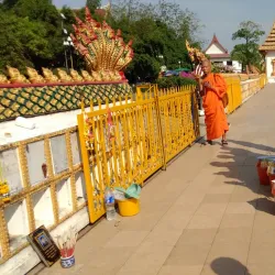 Phra Mahathat Kaen Nakhon (Wat Nong Wang) - Khon Kaen