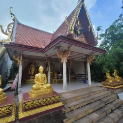 Big Buddha Temple (Wat Phra Yai) - Koh Samui