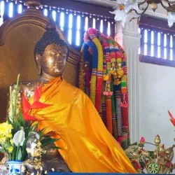 Wat Chedi Sao Lang - Lampang