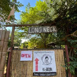 Karen Long Neck Village - Mae Hong Son