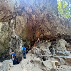Tham Pla Fish Cave - Mae Hong Son