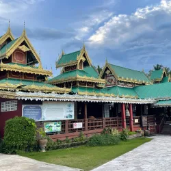 Wat Chong Kham - Mae Hong Son