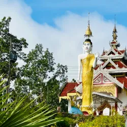 Wat Phra That Doi Kong Mu - Mae Hong Son