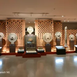 Nakhon Pathom National Museum - Nakhon Pathom