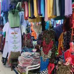 Phra Ruang Market - Nakhon Pathom