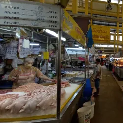 Phra Ruang Market - Nakhon Pathom