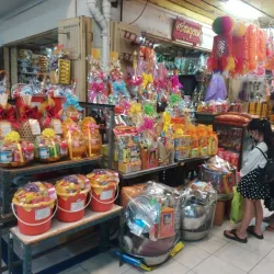 Phra Ruang Market - Nakhon Pathom