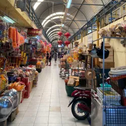 Phra Ruang Market - Nakhon Pathom