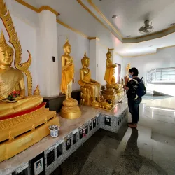 Nakhon Sawan City Pillar Shrine - Nakhon Sawan
