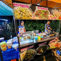 Nakhon Sawan Night Market - Nakhon Sawan
