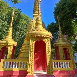 Wat Phra Non Chakkrasi - Nakhon Sawan
