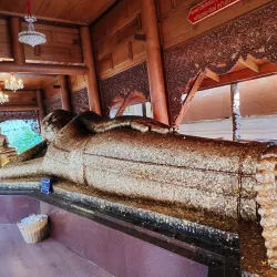 Wat Phra Non Chakkrasi - Nakhon Sawan