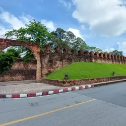 Nakhon Si Thammarat Old City Wall - Nakhon Si Thammarat