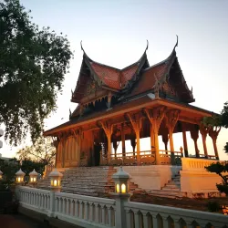 Santichaiprakarn Park - Nonthaburi