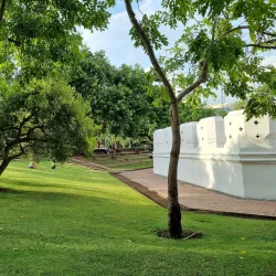 Santichaiprakarn Park - Nonthaburi