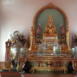 Wat Phra Si Mahathat Wora Maha Viharn - Pathum Thani