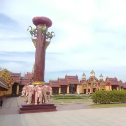 Wat Mahathat Wachiramongkol - Phetchabun