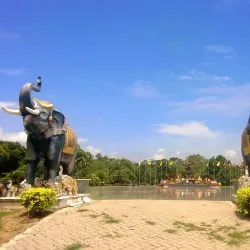 King Naresuan Monument - Phitsanulok