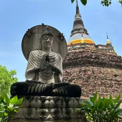 Wat Ratchaburana - Phitsanulok
