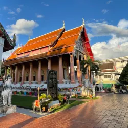 Wat Phra That Chang Kham - Phrae