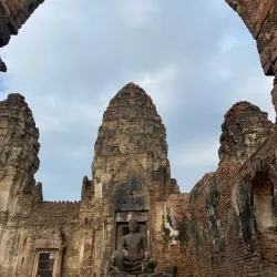 Phra That Prang Ku - Prachin Buri