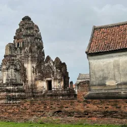 Wat Phra Sri Mahathat - Prachin Buri