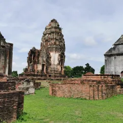 Wat Phra Sri Mahathat - Prachin Buri