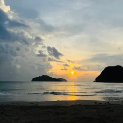 Ao Manao Bay - Prachuap Khiri Khan