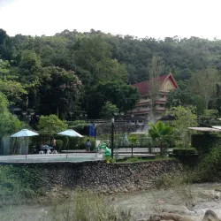 Raksawarin Hot Springs - Ranong