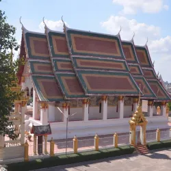 Wat Klang Sri Roi Et - Roi Et