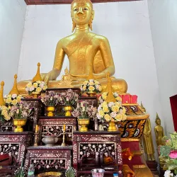 Wat Klang Sri Roi Et - Roi Et