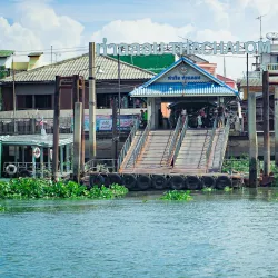 Tha Chalom Waterfront - Samut Sakhon