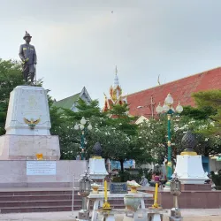 Wat Chong Lom - Samut Sakhon