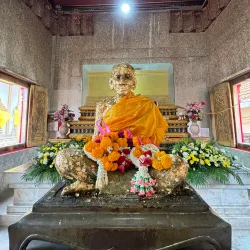 Wat Chong Lom - Samut Sakhon