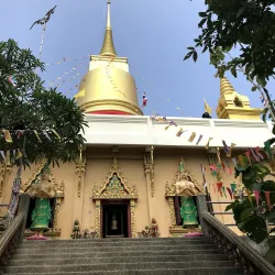 Khao Hua Jook Pagoda - Surat Thani