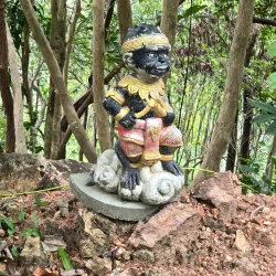 Khao Hua Jook Pagoda - Surat Thani