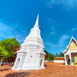 Phra Borommathat Chedi - Surat Thani