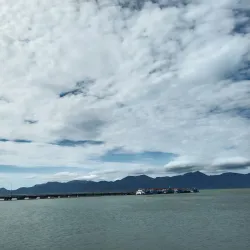 Laem Ngop Pier - Trat