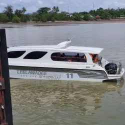 Laem Ngop Pier - Trat