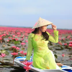 Red Lotus Sea (Talay Bua Daeng) - Udon Thani