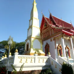 Red Lotus Sea (Talay Bua Daeng) - Udon Thani