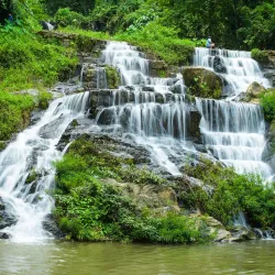 Ton Tok Waterfall - Uttaradit