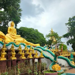 Wat Phra That Chom Phra - Uttaradit
