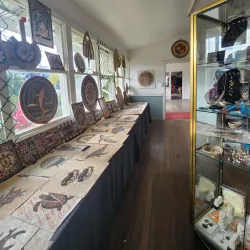 Local Handicraft Shops - Pangai