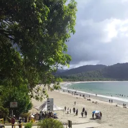 Las Cuevas Beach - St.James